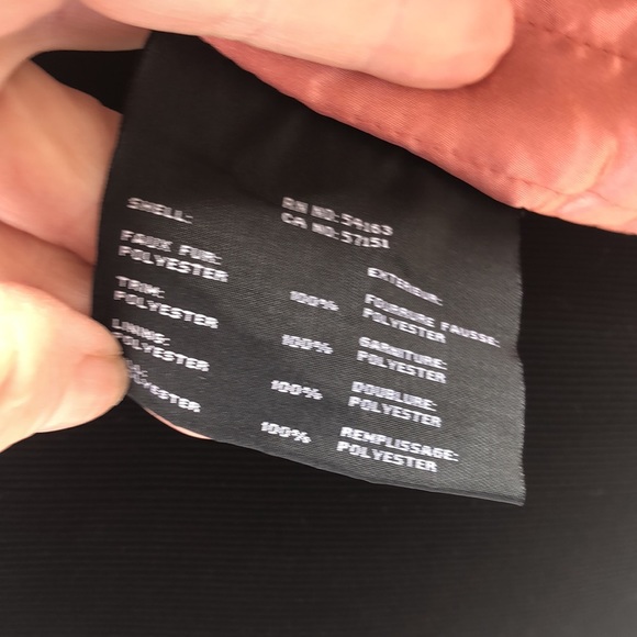 NWT Marc New York “Andrew Marc” Fluffy Soft Vest size Small - Picture 9 of 17